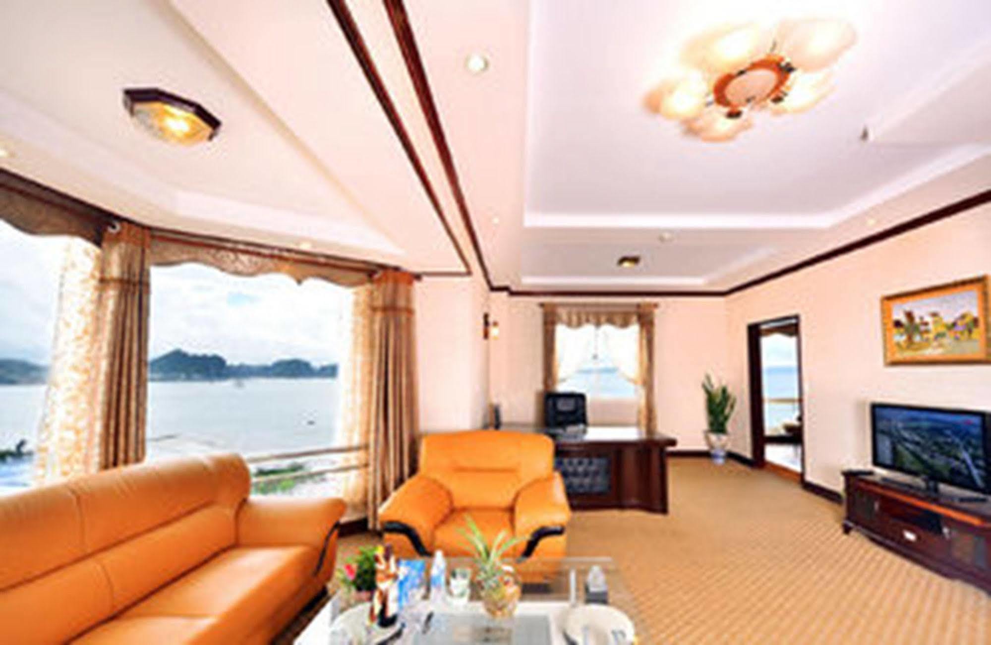 Grand Ha Long Hotel Esterno foto