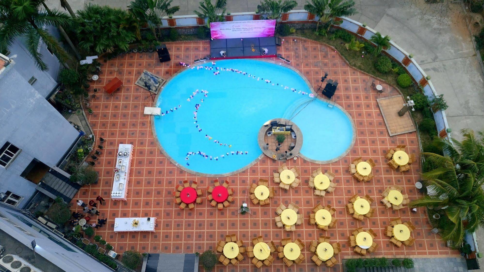Grand Ha Long Hotel Esterno foto